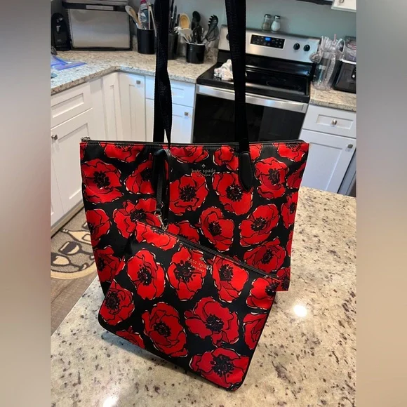 Kate Spade Mel Poppy Printed Packable Tote - Picture 2 of 10